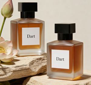 Venta al por Mayor de Botellas de Perfume de Vidrio Cuadradas Vacías de 50ml, 70ml y 100ml, Color Personalizado, Transparentes, Recargables, con Pulverizador y Tapa Dorada, Logotipo Personalizado - Product Image 3