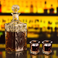 Vente en gros petite tasse carrée personnalisée verre à boire transparent tasse à whisky fantaisie whisky tequilla verre à liqueur