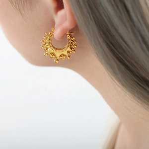 Bijoux de haute qualité fabrication en gros boucles d'oreilles en acier inoxydable plaqué <span class=keywords><strong>or</strong></span> à bas quantité minimale de commande boucle d'oreille créole - Product Image 3