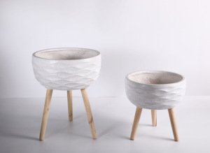 Maceta Moderna de Cerámica con Patas de Madera, Diseño Minimalista, Acabado Glaseado, Macetas de Interior para Decoración del Hogar - Product Image 4