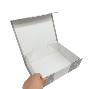 Boîte cadeau pliable haut de gamme avec ruban, logo personnalisé, boîte d'emballage magnétique de luxe pour robes de mariée, chemises, chaussures, vêtements pour bébé<span class=keywords><strong>s</strong></span> - Product Image 2