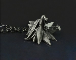 Vente en Gros de Witchers 3 <span class=keywords><strong>Wild</strong></span> <span class=keywords><strong>Hunt</strong></span> Inspiré Collier de Chaîne de Loup pour Hommes Pendentif en Alliage de Zinc pour Cadeau de Fiançailles Fête de Mariage - Product Image 5