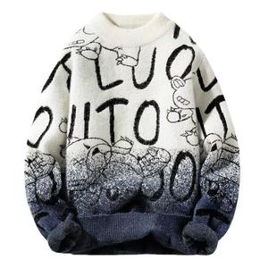 Vente en gros de sweatshirt à col rond pour hommes, hiver, chaud et personnalisé, nouveau design, pull à motif de lettres de dessin animé dégradé, saison d'automne - Product Image 1