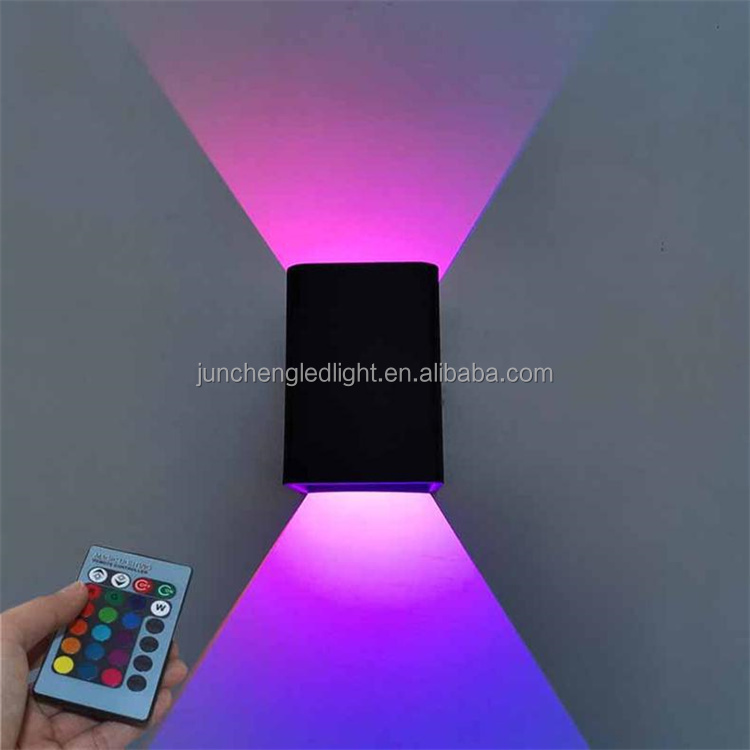 RGB Led-wandverlichting, 60 cm, 2 stuks, RGB/warm/wit, metaal, dimbaar, IP65, waterdicht, afstandsbediening en app, voor buiten, binnen, tuin, villa RGB Led-wandverlichting, 60 cm, 2 stuks, RGB/warm/wit, metaal, dimbaar, IP65, waterdicht, afstandsbediening en app, voor buiten, binnen, tuin, villa