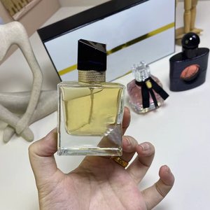 <span class=keywords><strong>Mini</strong></span> Set de Perfumes de 30 ml, Perfume Femenino de Alta Gama, Bruma de Agua Natural, Fragancia Floral Duradera, Elección Popular, Eau de Cologne - Product Image 4