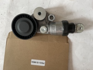 Tendeur de courroie PE03-15-980A / Tendeur de courroie à nervures en V pour moteurs <span class=keywords><strong>Mazda</strong></span> <span class=keywords><strong>Skyactiv</strong></span> <span class=keywords><strong>G</strong></span> 2.0L 2.5L - Product Image 3