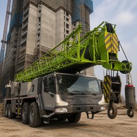 Grue sur camion ZTC1000V663 de 100 tonnes, unité d'occasion en stock pour les travaux de construction de bâtiments de grande hauteur et d'installation en usine
