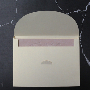 Folio de cartes d'invitation en velours à couverture rigide créative de luxe avec motif de gaufrage - Product Image 3