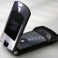 Livraison gratuite GSM Très bon marché Téléphone portable classique à clapet original Débloqué Téléphone mobile simple