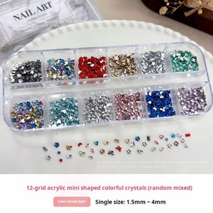 Venta al por mayor: Nuevo adorno de uñas DIY de 12 ranuras con diamantes de colores y base plana, estilo mini champán - Product Image 6