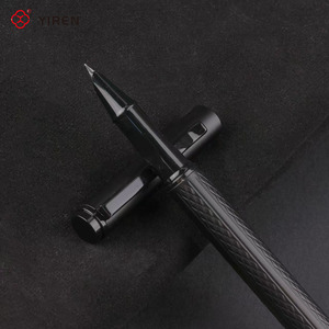 Yiren लक्जरी नई काले क्लासिक मैट काले उपहार पेन कस्टम लोगो कार्यालय व्यवसाय प्रचार धातु फव्वारा पेन - Product Image 4