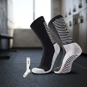 Calcetines Deportivos Antideslizantes de Punto, Hechos en Taiwán, Mezcla de Poliéster y Algodón, Altura Media, Calcetines Atléticos Funcionales con Agarre - Product Image 1