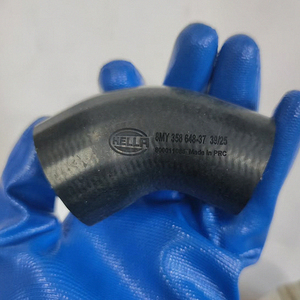 Manguera de Refrigerante del Motor 11537516414 para BMW E82 E90 E91 E92 E93 - Product Image 1