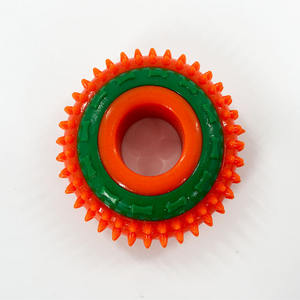 Personalizada respetuosa con el medio ambiente <span class=keywords><strong>Micro</strong></span> Spike forma de anillo novedad Squeaky masticar juguetes para perros a granel Material TPR opción al por mayor disponible - Product Image 5