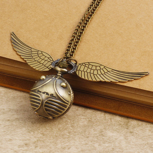 นาฬิกาพกทรงฟักทองปีกทองน่ารัก ของขวัญสุดพิเศษ นาฬิกาจี้ห้อยคอ - Product Image 3