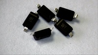 Diode Zener SMD BZT52C13-7-F 13,25V 500mW, boîtier SOD-123-2