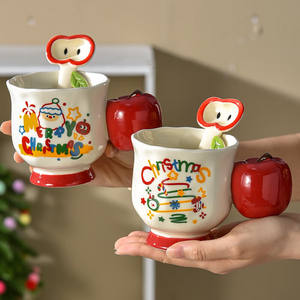 Taza de cerámica Cerouky con forma de manzana, con tapa y cuchara, resistente al calor, regalo de Navidad para niñas - Product Image 2