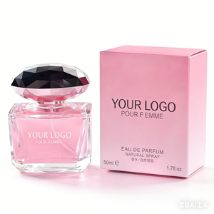Meilleur parfum pour <span class=keywords><strong>femme</strong></span> en gros, style inspiré de la luxe, parfum floral - 50 ml, avec des notes de grenade, de pivoine et de musc - Product Image 2