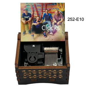 Carillon in Legno con Orologio, Tema <span class=keywords><strong>Coldplay</strong></span>, Scatola Musicale a Carica Manuale, Regalo per Natale, Compleanno, San Valentino, Anniversario - Product Image 1