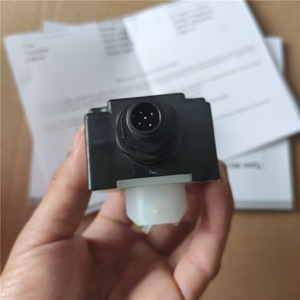 เซ็นเซอร์วัดการไหลของเบิร์กเคิร์ต รุ่น Se12 00557057 Pvdf 12-36V Dc ชนิดควบคุมอากาศ - Product Image 2