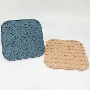 Silicone Pet Slow Food <b>Mat</b> for Dogs <b>Cats</b> Non-Slip Suction Pet Feeding Bowl Plate Pad Pet Supplies ODM OEM - Product Image 4