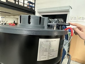 Aspirateur industriel robuste pour sols en béton, prix d'usine, 220v 110v, filtre intégré - Product Image 4