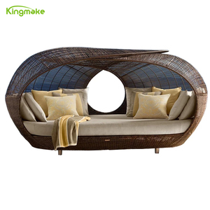 Mobilier d'extérieur tout temps fait à <span class=keywords><strong>la</strong></span> main en rotin jardin balcon canapé ensemble patio auvent oiseau cage <span class=keywords><strong>lit</strong></span> extérieur Daybed - Product Image 1