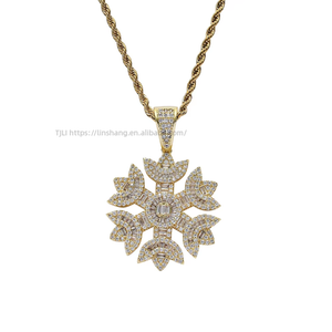 Snowflake pendant, hip hop jewelry, accessories, men's and women's necklaces, <b>copper</b> zircon, snowflake pendant. - Product Image 1