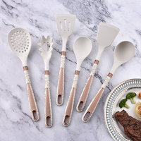Ustensiles de cuisine en silicone Offre Spéciale Ensemble d'ustensiles de cuisine en silicone pour la cuisson
