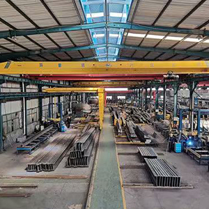 Entrepôts en acier rentables Offres Spéciales en usine pour les centres de distribution logistique Entrepôt de structure en acier de 100*200 pieds - Product Image 5