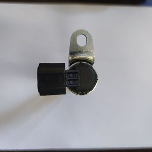 <b>Control</b> Valve 12636175 Dc 24V Oil Media General Purpose With Connector - Product Image 3