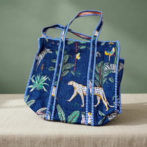 Bolso Tote de Lona Acolchada Azul con Estampado de Leopardo y Selva, Estilo Bohemio, Diseño de Última Moda, Abierto por Arriba, para Compras, Todas las Temporadas - Product Image 2