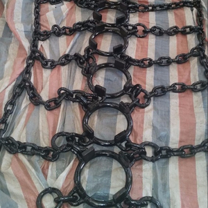 Chaîne de pneu à double goujons soudés, en acier 20Mn2/20CrMnTi, noire, pour skidder, fournie directement par l'usine - Product Image 3