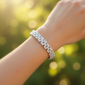 Pulsera de tenis chapada en oro de 7 pulgadas y 13 mm de ancho con cristales CZ de corte esmeralda, accesorio de joyería de moda para mujer - Product Image 2
