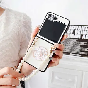 Custodie per telefono cellulare con fiore artigianale per Samsung Galaxy Z Flip 5 4 3 cover per telefono con cinturino