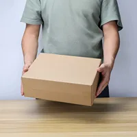 Boîte d'emballage en carton ondulé personnalisée pour l'expédition et l'envoi postal, idéale pour les petites entreprises