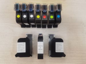 Imprimante jet d'encre industrielle pour le codage de dates, haute résolution 600 dpi, pour l'emballage alimentaire, des boissons, des câbles et des métaux - Product Image 5