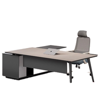 Ensemble de bureau de direction moderne blanc, table de patron minimaliste de luxe avec armoire latérale et combinaison de chaise ergonomique