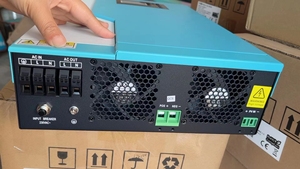 โรงงานผลิตพลังงานแสงอาทิตย์แบบออฟกริด 3.5KW 5.5KW ระบบไฮบริด พร้อมตัวควบคุมการชาร์จ MPPT สำหรับบ้าน - Product Image 5