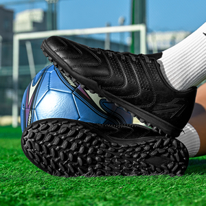 Tacos <span class=keywords><strong>de</strong></span> Fútbol Profesionales <span class=keywords><strong>de</strong></span> <span class=keywords><strong>Alta</strong></span> <span class=keywords><strong>Gama</strong></span> para Primavera, para Hombre y Mujer, Entrenamiento al Aire Libre, Zapatos <span class=keywords><strong>de</strong></span> Fútbol, Logotipo Personalizable al por Mayor, PU - Product Image 3