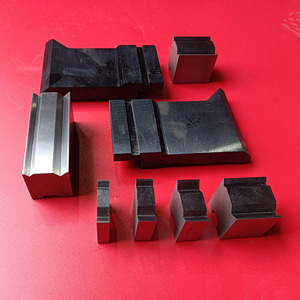Matrices de pliage supérieures et inférieures à fente en V en alliage haute rigidité pour machine de pliage de métaux - Product Image 3