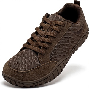 Zapatillas Deportivas Unisex de Malla con Suela de Goma y Entresuela de EVA, Color Marrón, para Uso en Interiores y Exteriores - Product Image 2