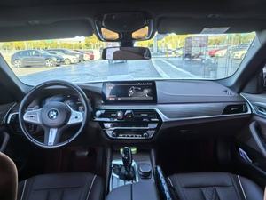 BMW Série <span class=keywords><strong>5</strong></span> 530Li xDrive automatique, pack M Sport, <span class=keywords><strong>voiture</strong></span> d'occasion, extérieur champagne, 41 <span class=keywords><strong>000</strong></span> km, année 2023 - Product Image 5
