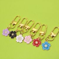 Kiraz Çiçeği Anahtarlık, 17x53mm, Sırt Çantaları ve Hediyeler için Altın Tonlu Metal Sevimli Çiçek Şeklinde Süs, 6 Renk