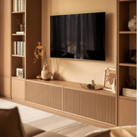 Meuble TV moderne en bois clair avec étagères ouvertes intégrées et tiroirs pour hôtel, salon, centre de divertissement
