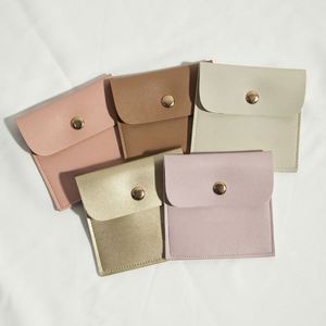 Pochette en cuir PU faite à la main pour bijoux en or, emballage pour boucles d'oreilles et colliers, mode printemps-été, couleur et taille personnalisées, logo doré - Product Image 2