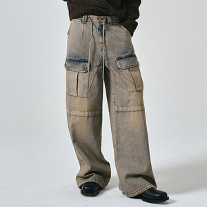 Vaqueros anchos de hombre estilo streetwear personalizados, con lavado sucio, tipo cargo, con cordón, en azul claro con tonos amarillos, para uso diario. - Product Image 5
