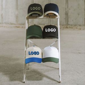 หมวกเบสบอลผู้ชายแบบ 5 ชิ้น 2 สี ทรงโค้งปานกลาง แบบมีโครง  แบบ Snapback - Product Image 1