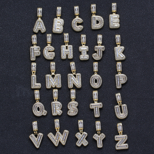 CN262 Collana con Ciondolo Hip Hop in Oro/Argento Placcato con 26 Lettere dell'Alfabeto A-Z, Zirconi AAA Iced Out, Gioielli Bling Bling - Product Image 3
