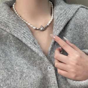 Collar de Perlas de Agua Dulce Inspirado en la Emperatriz Dowager Cixi, Diseño Barroco con Características Minimalistas y Exclusivas - Product Image 3